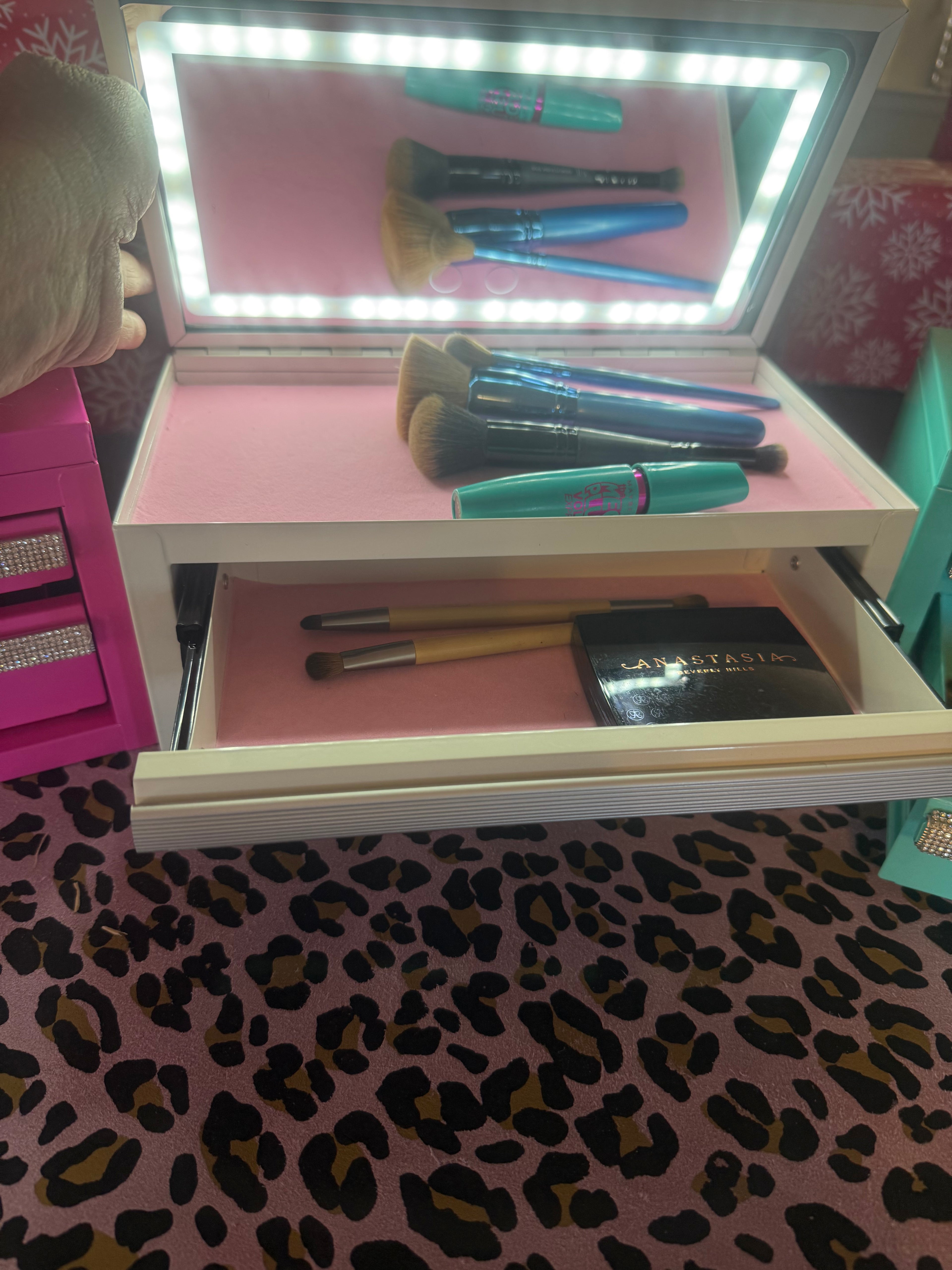 Glamorous Mini Tool Boxes Only White