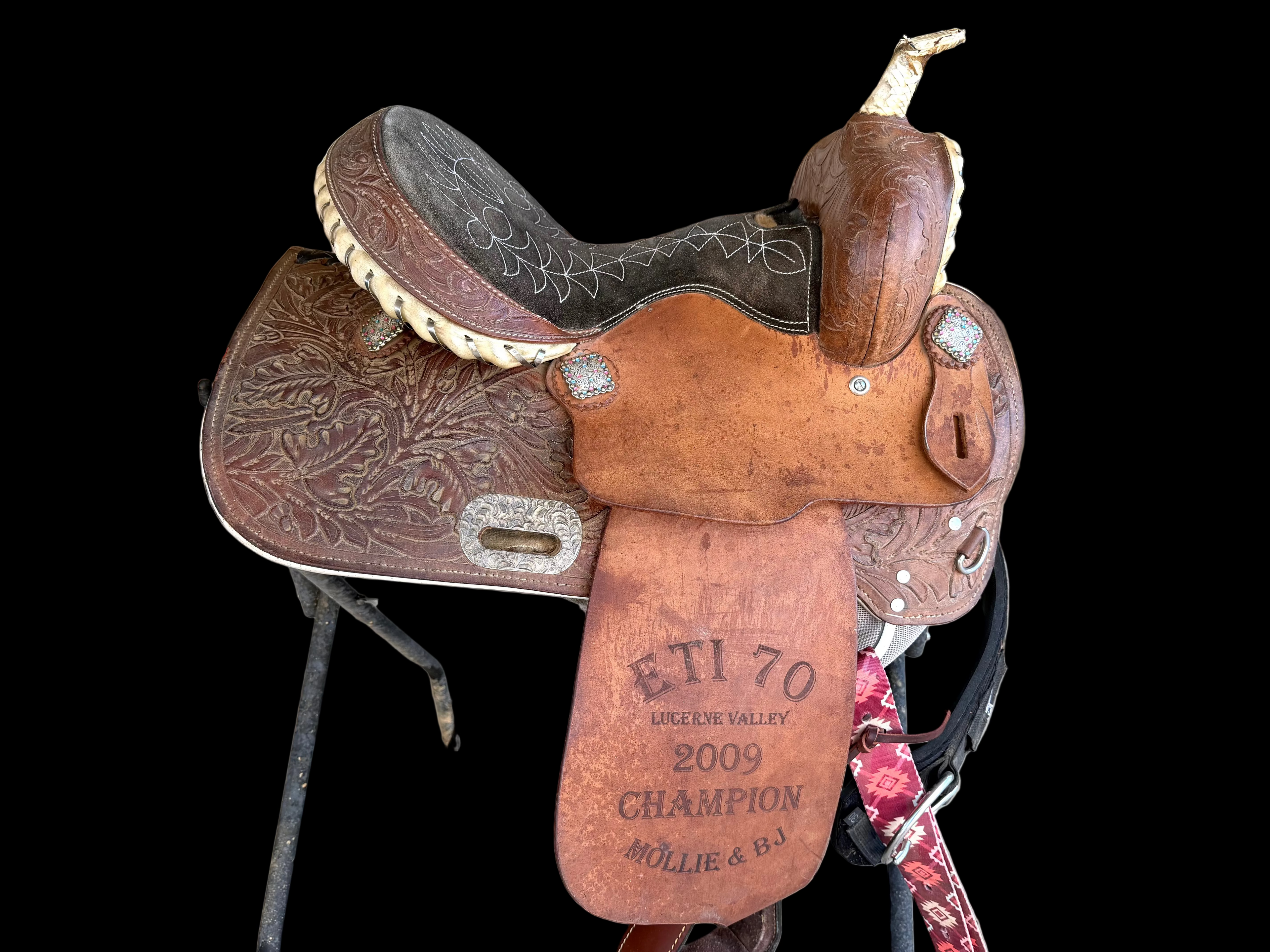 13.5 Youth trophy saddle