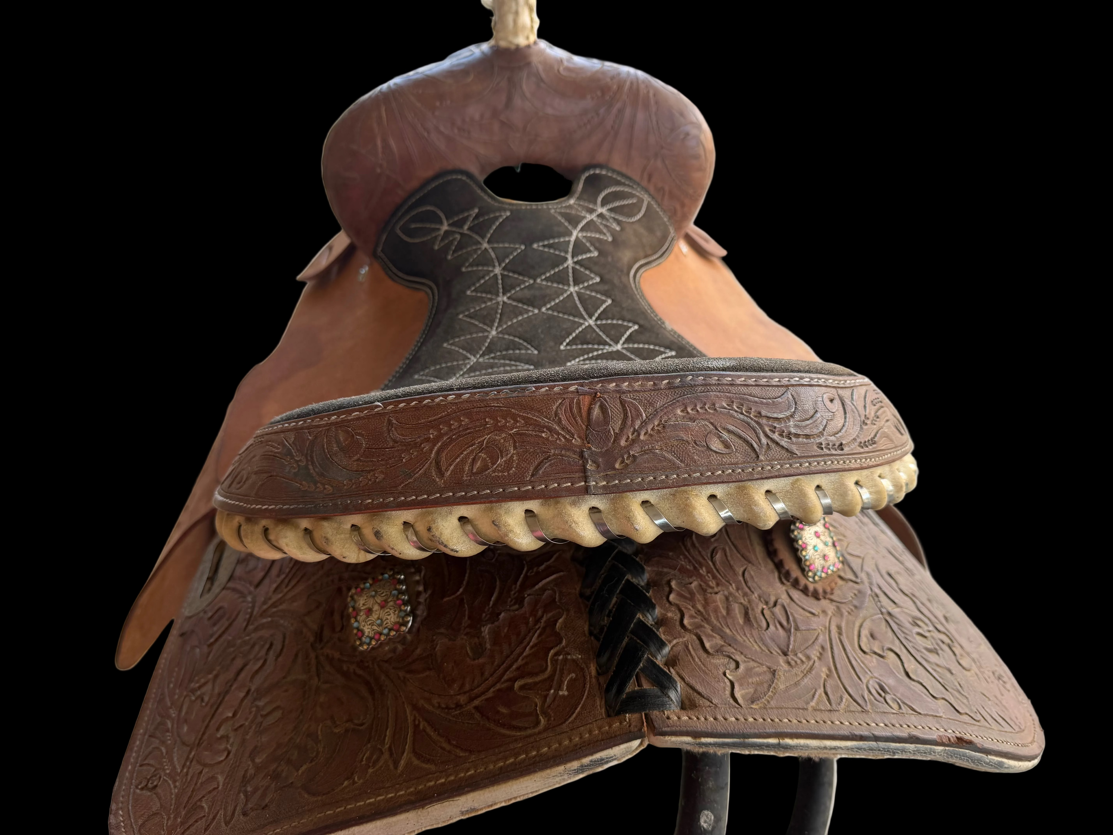 13.5 Youth trophy saddle